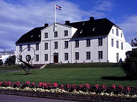 Menntaskólinn í Reykjavík (main building, 2004).jpg