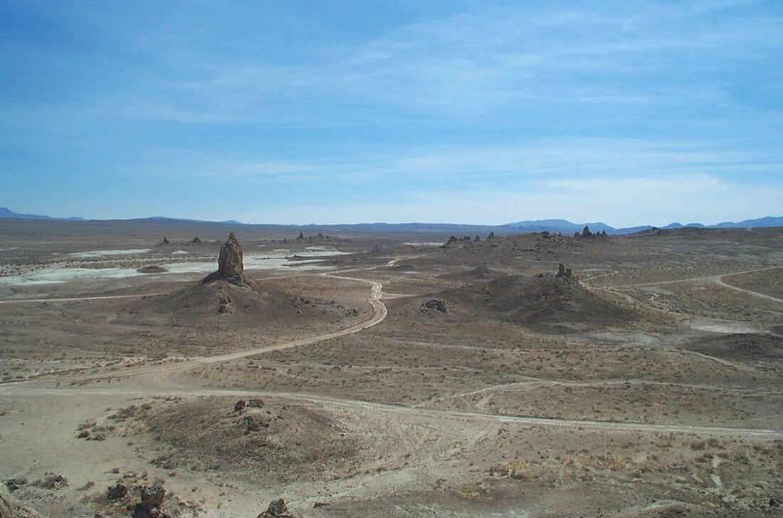 File:Mojave Pinnacles.jpg