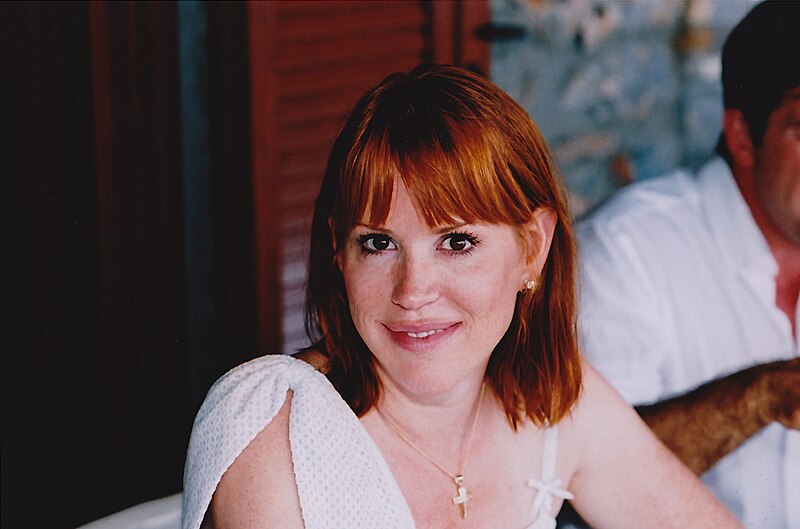 File:Molly Ringwald in Greece.jpg