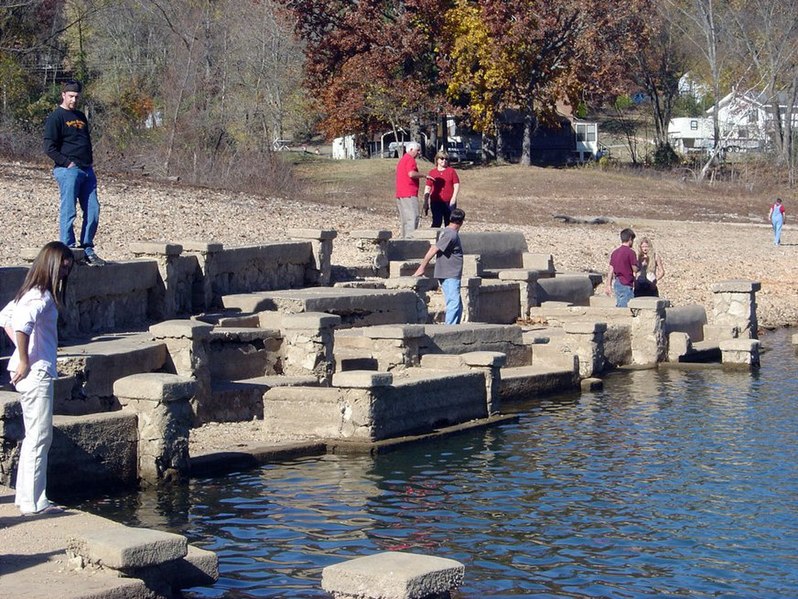 File:Monte Ne Amphitheater during low lake levels.jpg