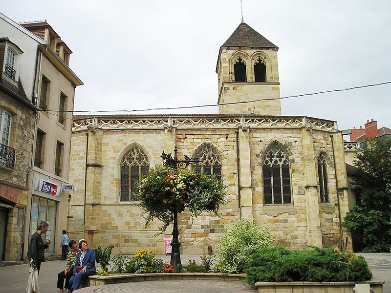 File:Montluçon, Notre-Dame, außen.jpg