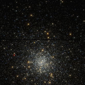 High-resolution image of the globular cluster NGC 6541 using the Hubble space telescope.