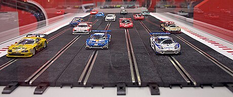 Slot car