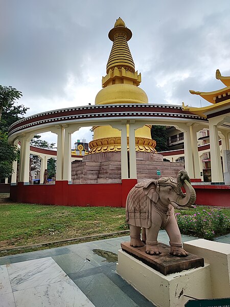 File:Nyingma monastery - Bodh Gaya (14).jpg