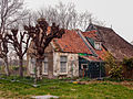 * Nomination Old Dutch farm from 1667 waiting for restoration --Baykedevries 15:31, 9 January 2014 (UTC) * Promotion Minor CA but ok --Poco a poco 08:42, 10 January 2014 (UTC)