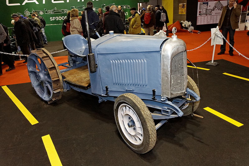 File:Paris - Retromobile 2012 - Tracteur Martinet - 1920 - 001.jpg