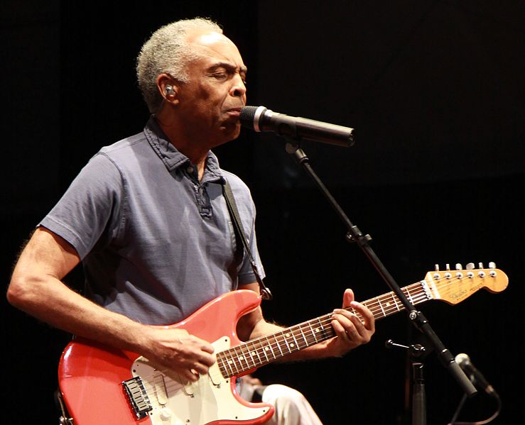 File:Photo - Festival de Cornouaille 2010 - Gilberto Gil en concert le 19 juillet - 016.JPG