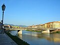 Il ponte visto da Lungarno Simonelli View from Lungarno Simonelli