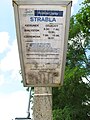 Polski: Rozkład pociągów na stacji kolejowej Strabla — linia kolejowa nr 32 — we wsi Strabla, gmina Wyszki, podlaskie English: Train timetable at the Strabla train station — rail route 32 — in the Strabla village, gmina Wyszki, podlaskie, Poland