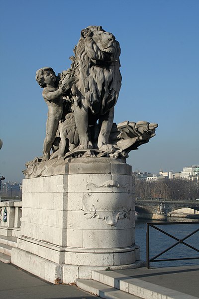 Fichier:Pont Alexandre III Paris 07.jpg