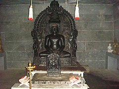 Mulnayak Shri Parshvanath within the main temple at the Mel Sithamur Jain Math