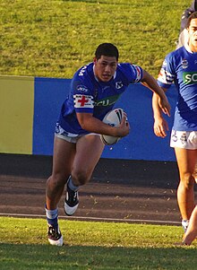 Tuivasa-Sheck playing for the Newtown Jets in 2012 ROGER TUIVASA-SHECK Newtown Jets.jpg