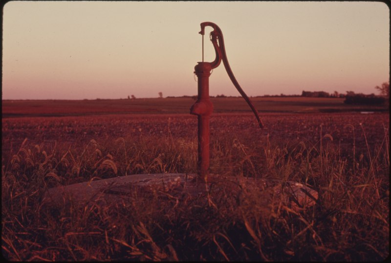 File:RUSTED IRON HAND PUMP ON LAND WHICH USED TO BE COVERED BY TALLGRASS PRAIRIE IN JOHNSON COUNTY KANSAS NEAR KANSAS... - NARA - 557142.tif