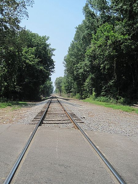 File:Railroad crossing Memphis TN 2012-07-01 006.jpg