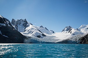 Mündung des Risting-Gletschers in den Drygalski-Fjord