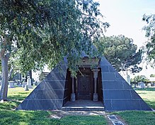 Rosedale pyramid.jpg