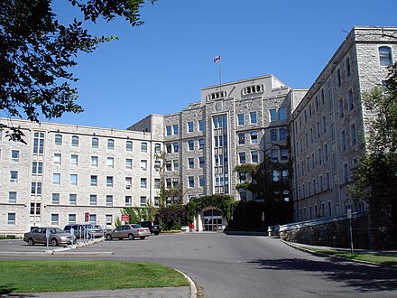 The Royal University Hospital is one of four institutions in Saskatoon that was designated with royal status from the Canadian monarchy. The hospital received royal status from Queen Elizabeth II in 1990.