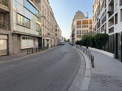 Comment aller à Rue du Hainaut en transport en commun - A propos de cet endroit