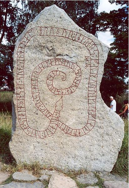 File:SÖ179 Gripsholm Runestone.jpg
