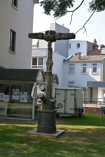 File:Schleswig-Holstein, Elmshorn, Skulpturengarten NIK 9388.jpg