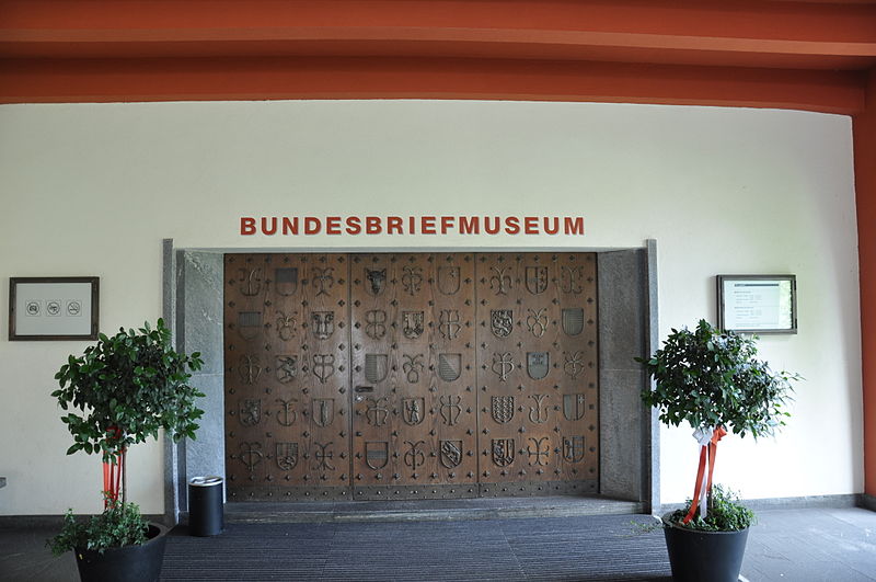 File:Schwyz Bundesbriefmuseum 3.jpg