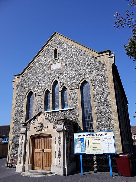 File:Selsey Methodist Church 02.jpg