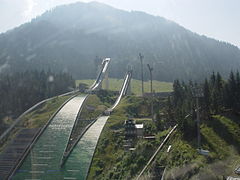 Schattenbergschanzen von der Nebelhornbahn aus fotografiert