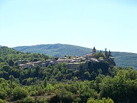 Celkový pohled na Saint-Auban-sur-l'Ouvèze
