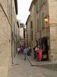 Uzès