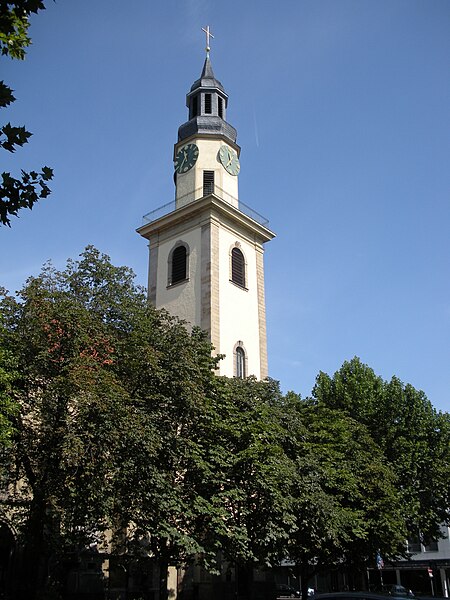 File:Stuttgart Turm der Evang. Hospitalkirche.JPG