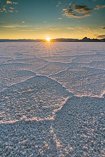 <span class="mw-page-title-main">Bonneville Salt Flats</span> Densely packed salt pan in Tooele County in northwestern Utah