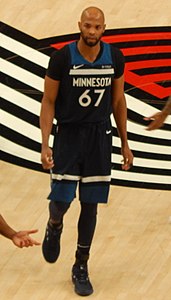 Taj Gibson (beschnitten) .jpg