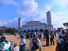 Kimbanguists in Nkamba, the spiritual centre of the sect, in Bas-Congo Temple de Nkamba.JPG