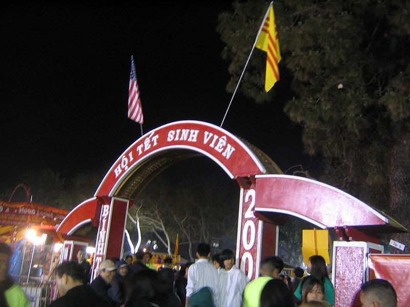 File:Tet Festival Little Saigon.jpg