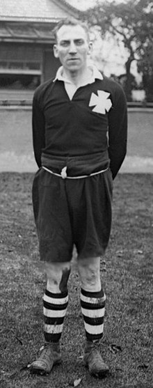 Tom Hollingdale 1928.jpg