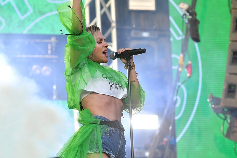 File:Tove Styrke på Malmöfestivalen 2018 01.jpg