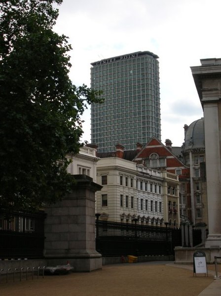 File:Towards Centre Point - geograph.org.uk - 3849310.jpg