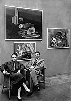 Toyen a Jindřich Štyrský na společné výstavě v Alšově síni Umělecké besedy v Praze, listopad 1931