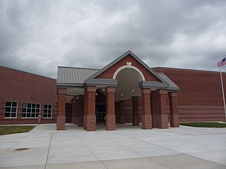 <span class="mw-page-title-main">Tuscarora High School (Virginia)</span> Public high school in Leesburg, Virginia
