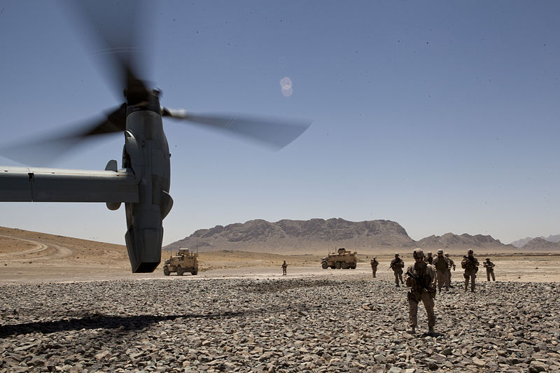 File:U.S. Marines with Regional Command Southwest prepare to board an MV-22 Osprey tiltrotor aircraft outside Forward Operating Base Now Zad, Helmand province, Afghanistan, June 8, 2013 130608-M-LZ389-063.jpg