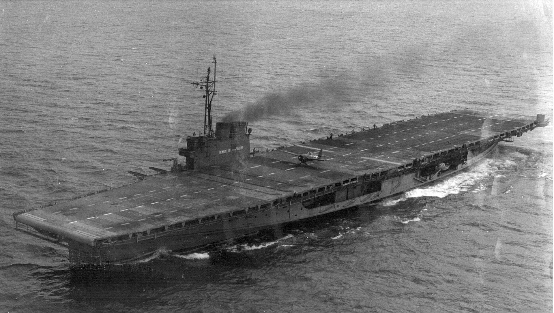 <em>An FM-2 Wildcat takes off from USS </em>Sable<em> on Lake Michigan (U.S. Navy)</em>
