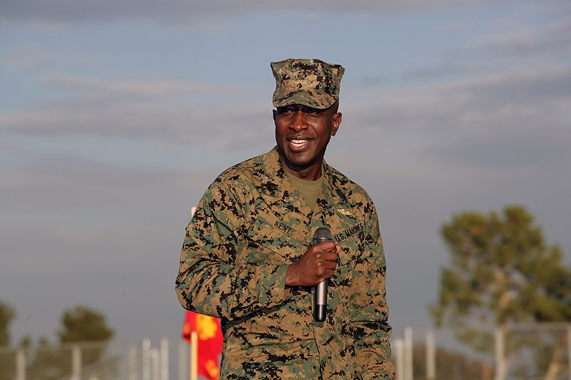 File:US Navy 071213-M-1341G-084 Sergeant Major Carlton W. Kent speaks to Marines with 1st Marine Division.jpg