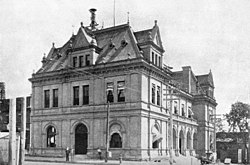 US Post Office & Court House, Quincy, Illinois.jpg