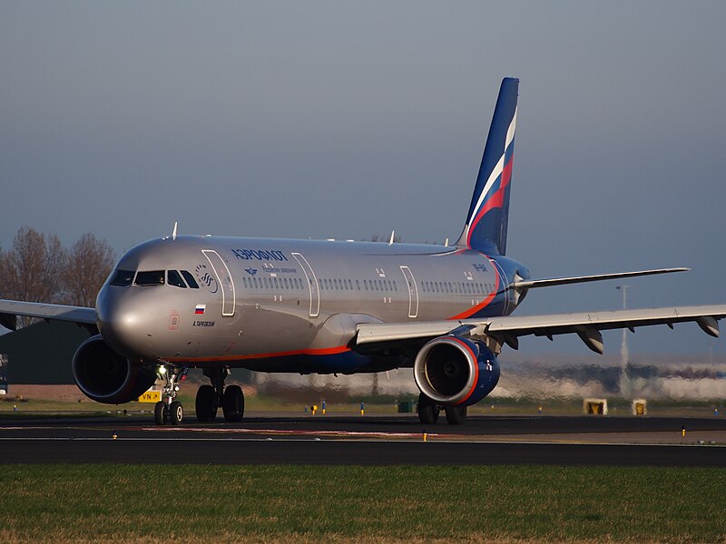 File:VP-BAF Aeroflot - Russian Airlines Airbus A321-211(WL) cn7202, Take off from Schiphol (AMS - EHAM), The Netherlands pic 1.JPG