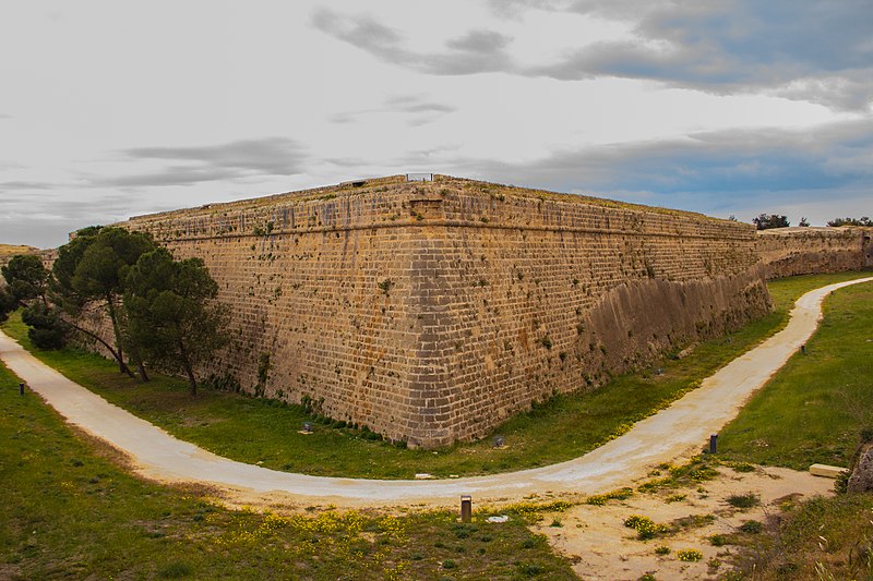 File:Walled City Outer Walls.jpg