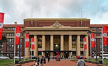 Wellington railway station Wellington Railway Station (30962990853).jpg