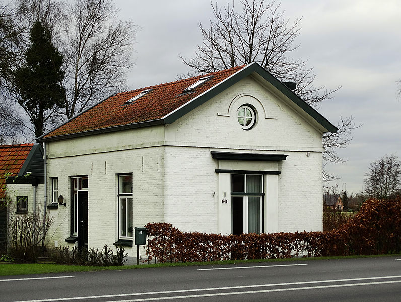 File:Woudenberg, Maarsbergseweg 90, tolhuis GM0351-p4776.jpg