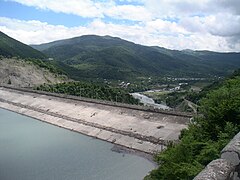 Aragvi presa hidroelektrikoa