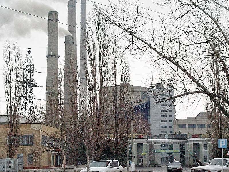 File:Zmiivska power plant 2003-12-22 26.jpg