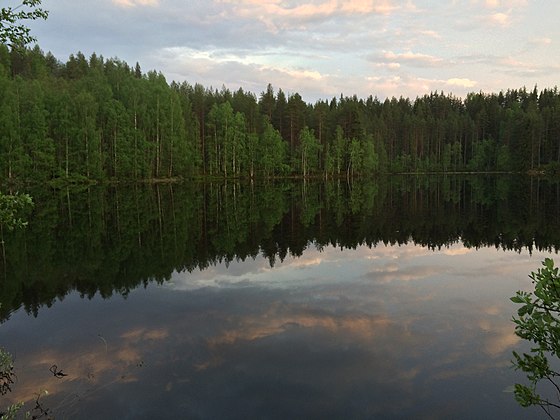 Озеро среднее озерное